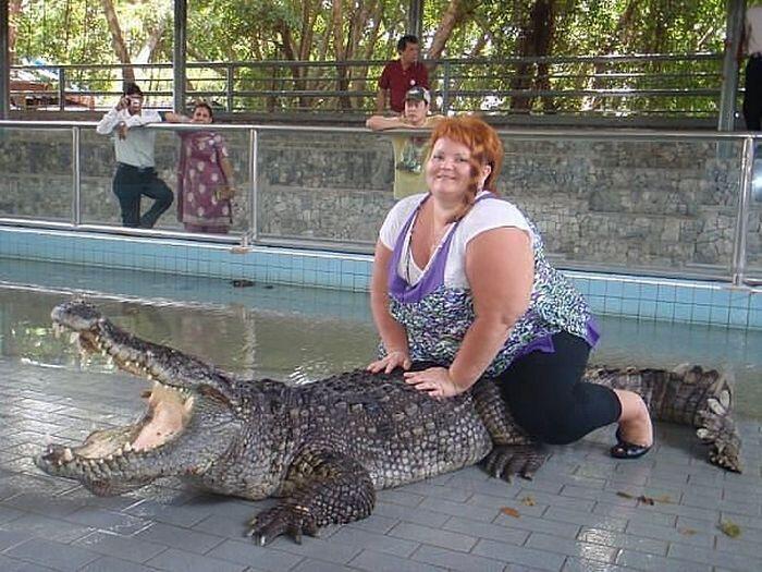 Крокодил зовёт на помощь