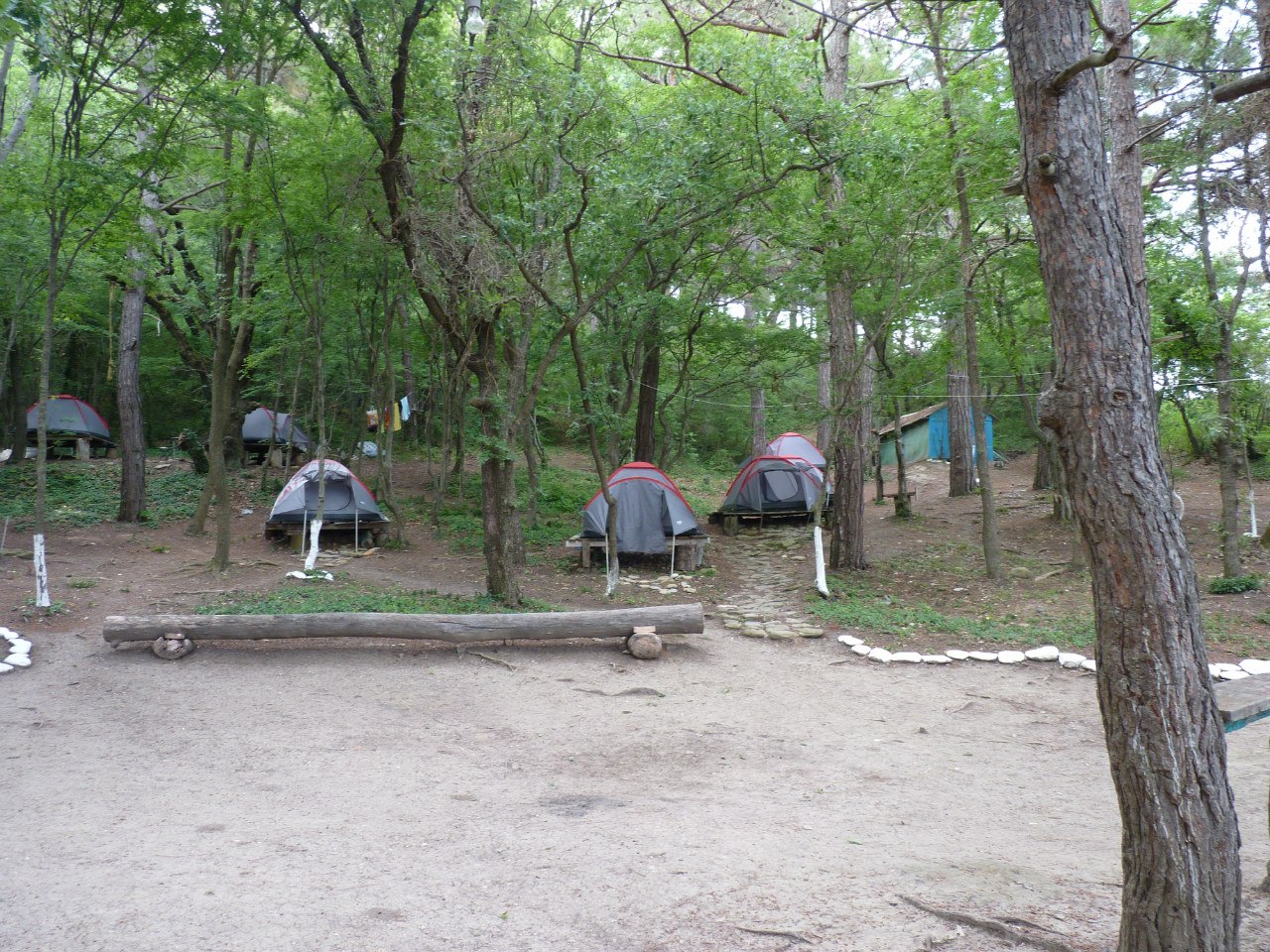 грекова щель 7 палатка